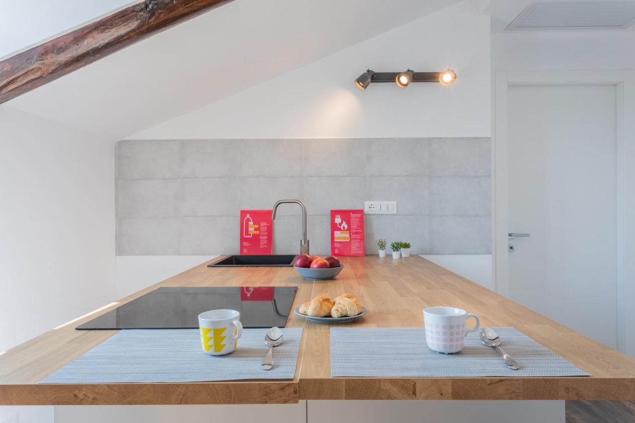 Mansarda Svizzera By Wonderful Italy Apartamento Turim Exterior foto